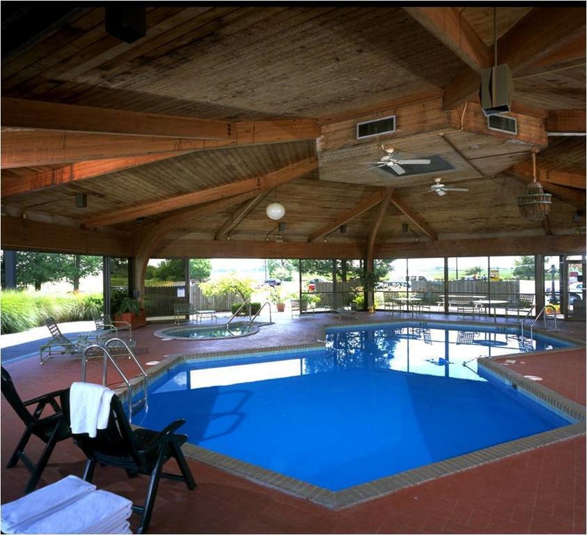 Best Western Lafayette Executive Plaza Exterior photo